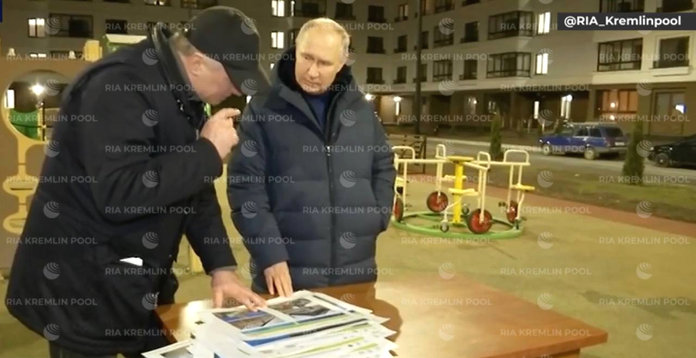 Президент Владимир Путин посетил Крым и Мариуполь