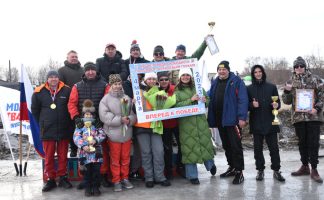 13 автогонщиков боролись за Кубок города Свободного на зейском льду