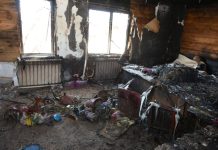 Огонь молниеносно уничтожил дом и всё имущество многодетной семьи из Свободного