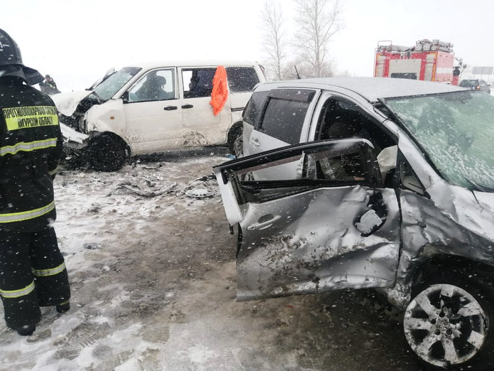 Один человек погиб и четверо пострадали при столкновении двух «Тойот» в Приамурье
