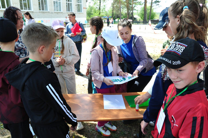 Школьники Свободненского района получили в подарок «Автогородок»