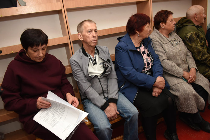Пенсионеры клуба «Дубравчанки» пригласили главу Свободного на встречу