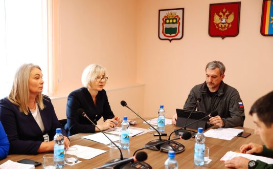 Губернатор Василий Орлов: «Кураторам нужно связываться с родными участников СВО минимум раз в неделю»