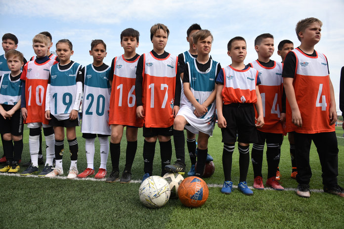 Кто из юных футболистов Свободного прошёл отбор в летний лагерь СИБУРа