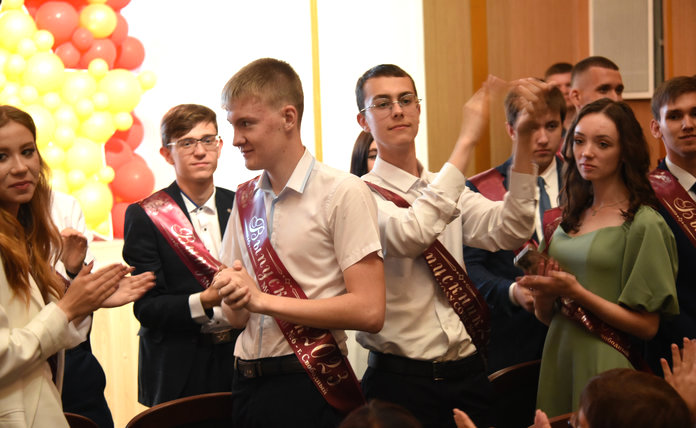 ЕГЭ по русскому языку смогли сдать все свободненские выпускники!