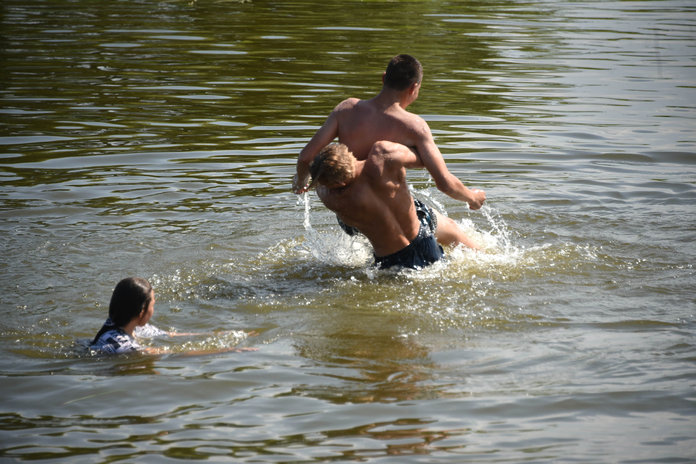 Дети гибнут на воде из-за беспечности взрослых
