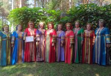 Народный ансамбль песни «Рябинушка» из Свободненского района достойно выступил на областном Дне фольклора