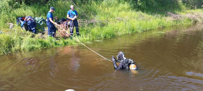 Водолазы из Свободного два дня вели поиск пропавшего на Зее в Шимановском районе рыбака