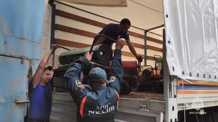 133 тепловые пушки для просушки затопленных домов в Приморье отправили амурчане