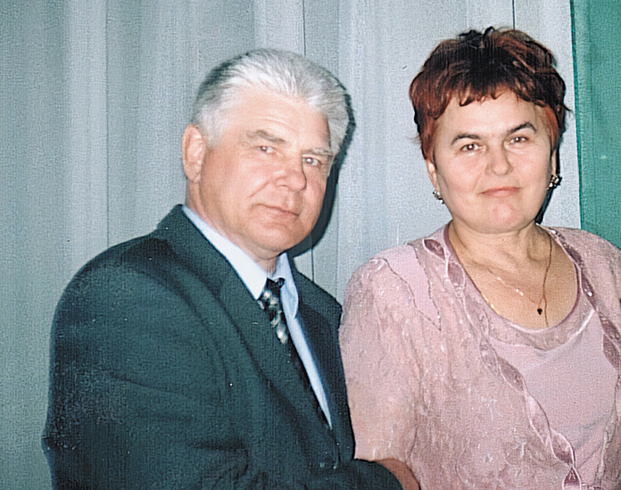 Супруги иванов имеющие. Златкин Иваново и жена.