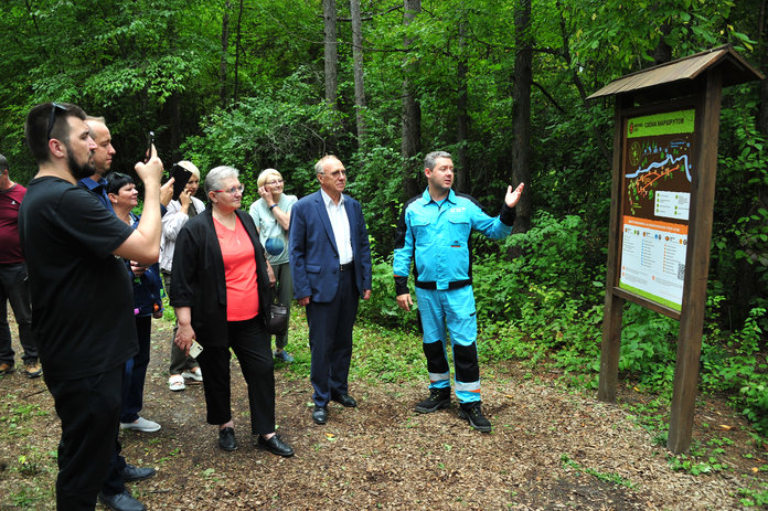 По новым кварталам и лесным тропам Свободного прошли члены Общественного совета газовых проектов