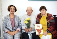 Почётному жителю Свободненского района, знаменитому трактористу Дмитрию Алтунину исполнилось 90 лет