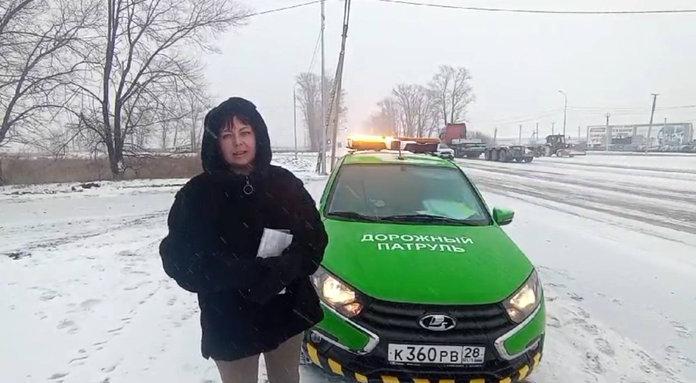 Замерзавшим на «белогорской трассе» участникам ДТП помог «Дорожный патруль»