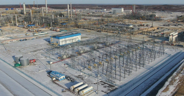 Завершено строительство главного энергообъекта Амурского ГХК — подстанции 500 кВ