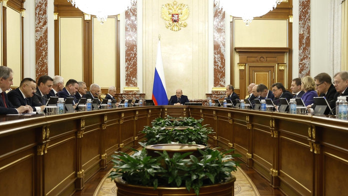 Правительство РФ приступило к исполнению поручений Президента по итогам Прямой линии