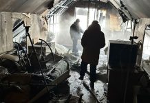 Свободненцев просят помочь пострадавшей при пожаре семье священника