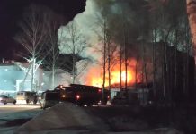 При пожаре в Северном микрорайоне Свободного получили ожоги мужчина и подросток