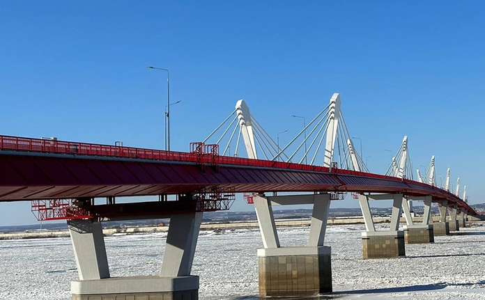 Международный мост через реку Амур готовится к запуску постоянного пункта пропуска
