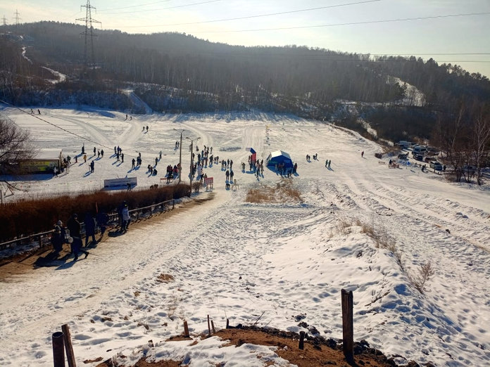 Почти 10 тысяч амурчан вышли на старт Всероссийской акции «Лыжня России»