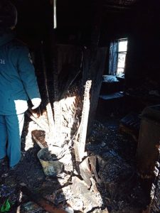 Семилетний мальчик погиб при пожаре в частном деревянном доме на окраине Свободного