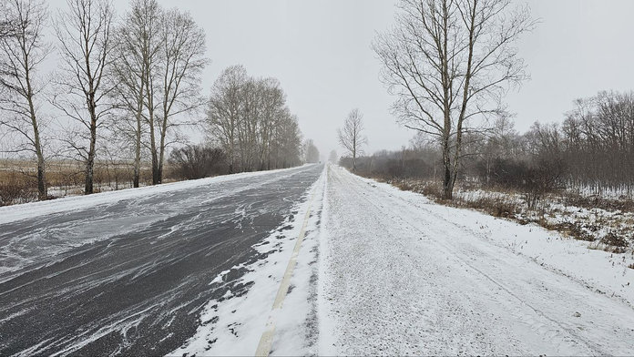 Снег и недостаточная видимость на дорогах: в Приамурье пришёл циклон