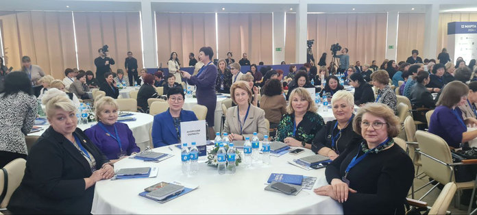 Председатель Свободненского горсовета Тамара Музыченко участвует в окружном женском форуме