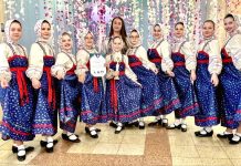 Гран-при на Всероссийском конкурсе свободненский ансамбль «Сорока» получил за «Долюшку»