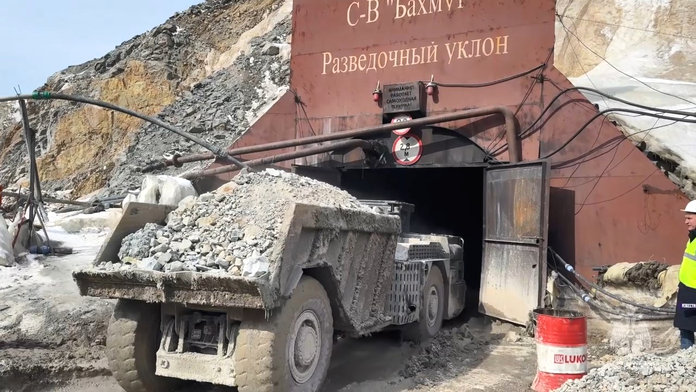 При бурении одной из скважин на руднике «Пионер» в Приамурье обнаружена вода