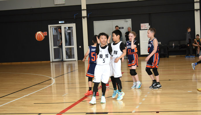Команду юных баскетболистов из Китая тепло приняли в Свободном