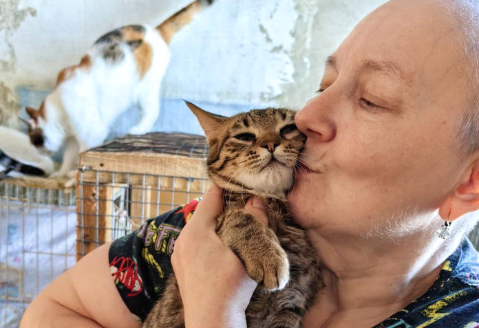 Пенсионеры из Свободненского села спасают бездомных животных