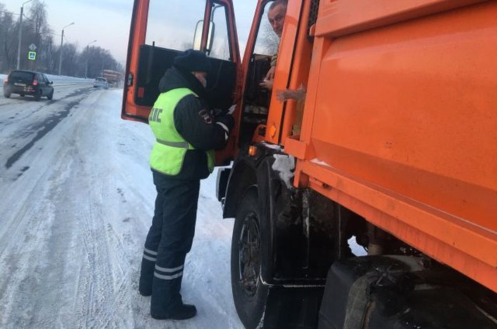 До конца недели грузовой транспорт в Приамурье будет под особым контролем
