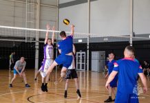 Областные соревнования по волейболу памяти Виктора Баженова прошли в Свободном